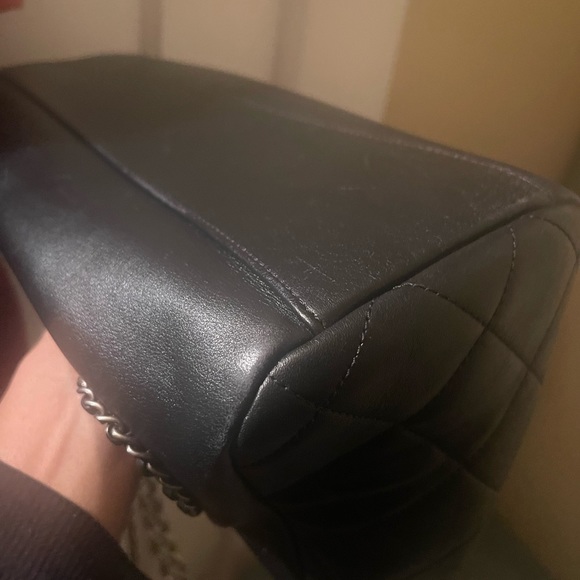 COPY - Calfskin Chain 20s Signature Hobo Black. - Picture 13 of 15